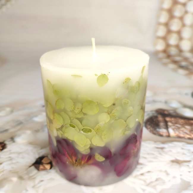 свеча с розами