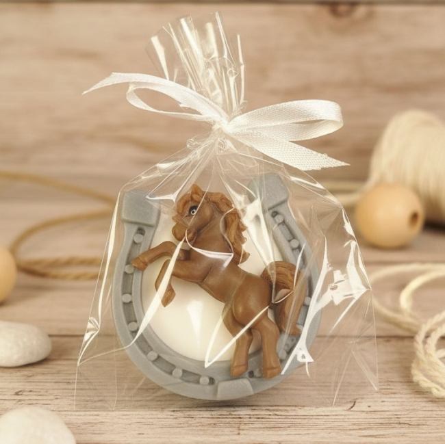 Лошадка из мыла на удачу