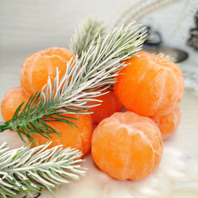 Очищенные мандарины из мыла