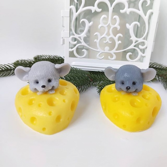 Мышонок в сыре