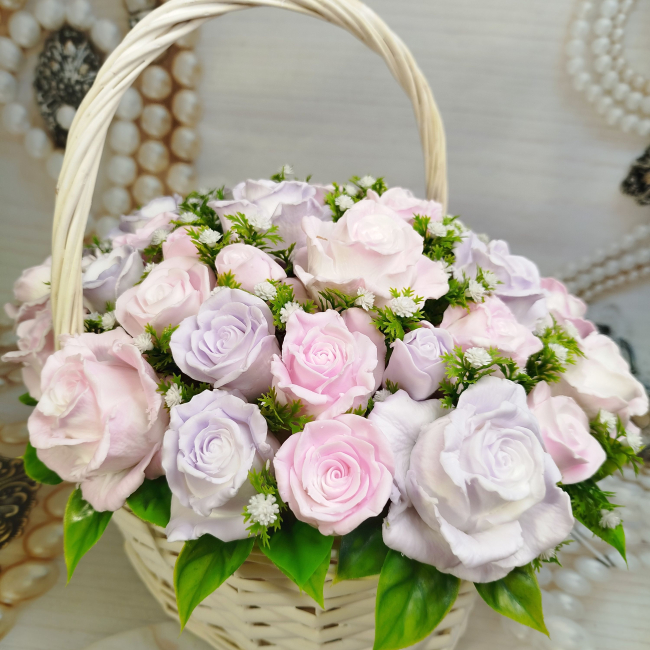 Корзина роз Версаль