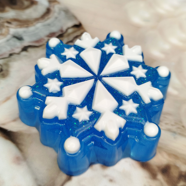 Новогодняя мыльная снежинка