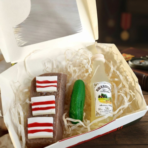 Сало-водочка-огурчик