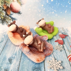 Бычок Игнат на варежке