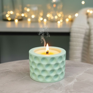 В гипсовом кашпо №3