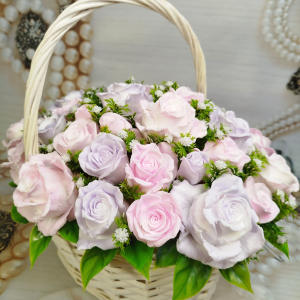 Корзина роз Версаль