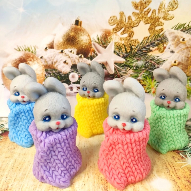 Зайка в тёплом пледе